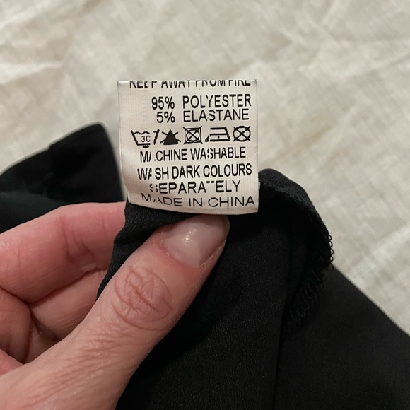 Missguided black jumpsuit with lace trim - Picture 3 of 7